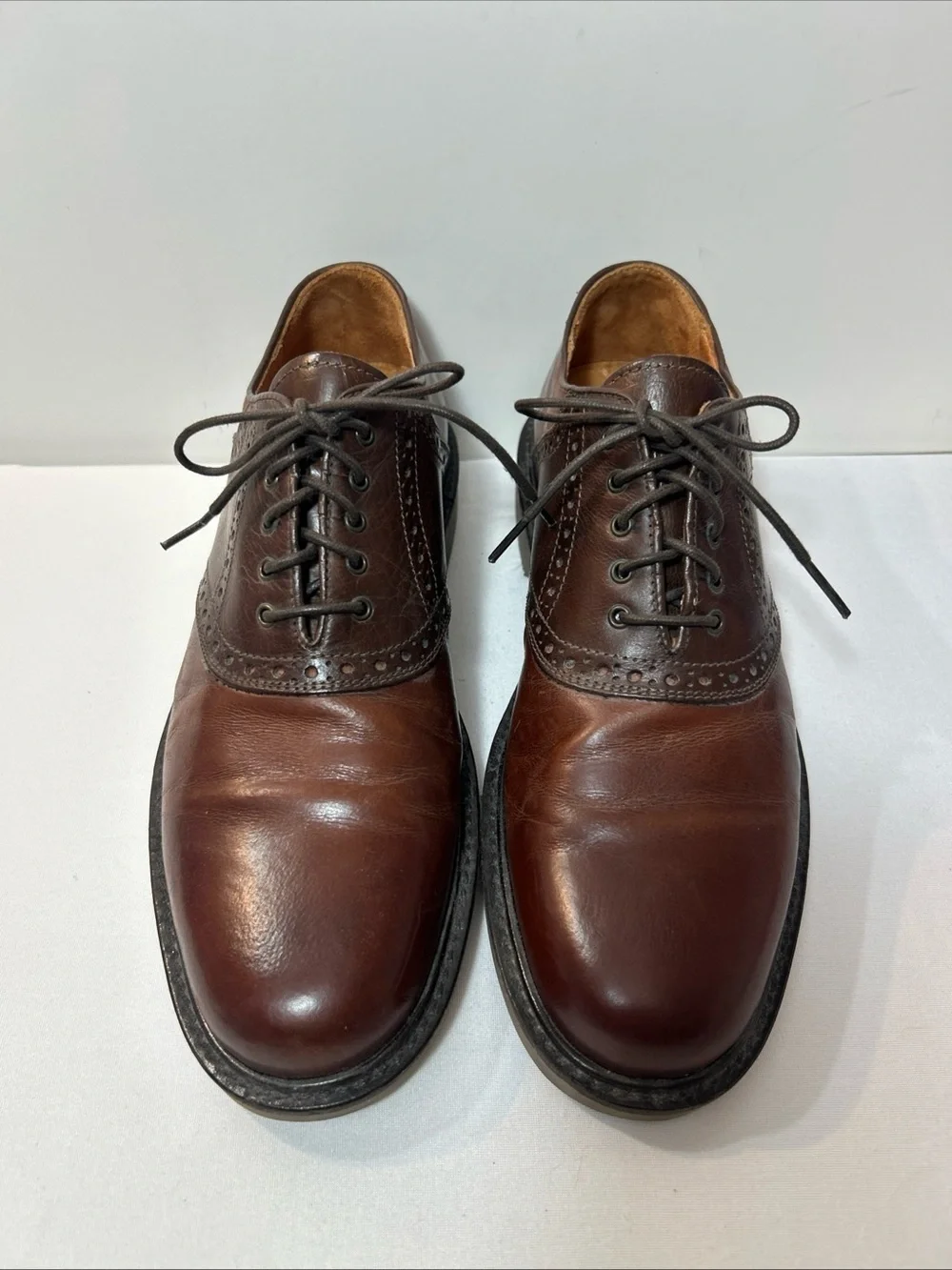 Men's Classic Brown Leather Oxford Shoes with Brogue Detailing Made In Italy Vtg